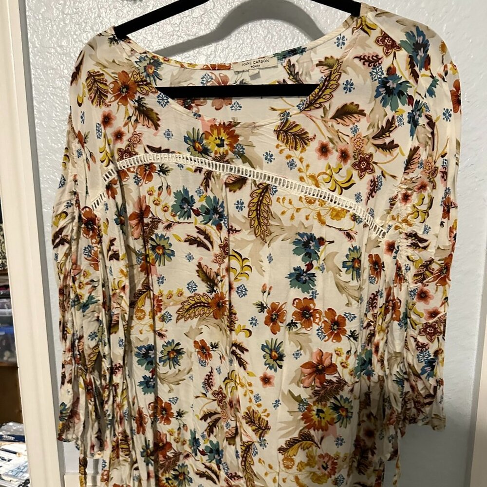 Anne Carson Floral Blouse